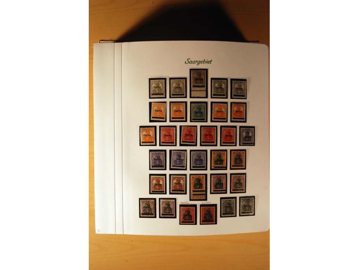 1920/34, ungebrauchte und postfrische sehr umfangreiche Sammlung mit einer Vielzahl von Aufdrucktypen, Abarten, ungezähnten W