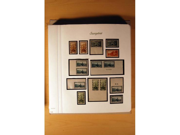 1920/34, ungebrauchte und postfrische sehr umfangreiche Sammlung mit einer Vielzahl von Aufdrucktypen, Abarten, ungezähnten W