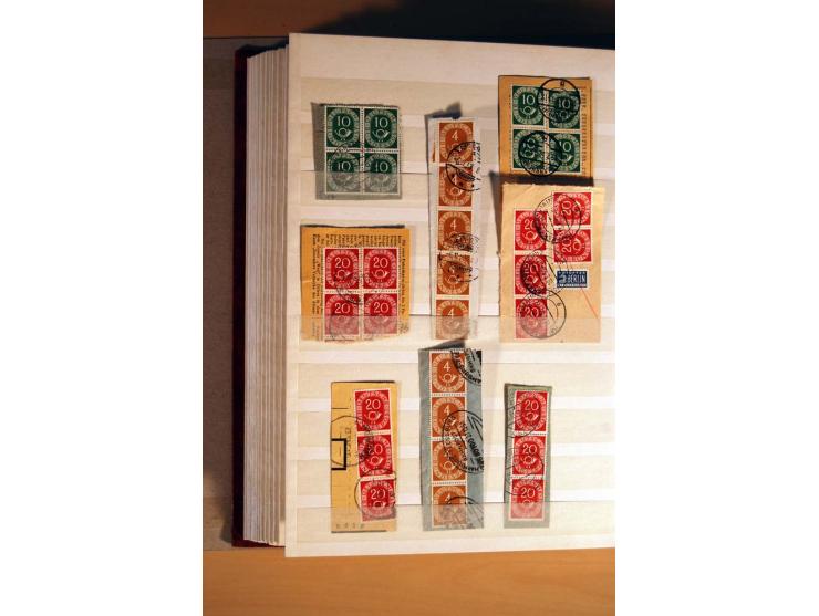 1951, Posthorn, umfangreiche gestempelte Spezialsammlung mit schönen Briefstücken, dabei waagerechte und senkrechte Paare, Vi