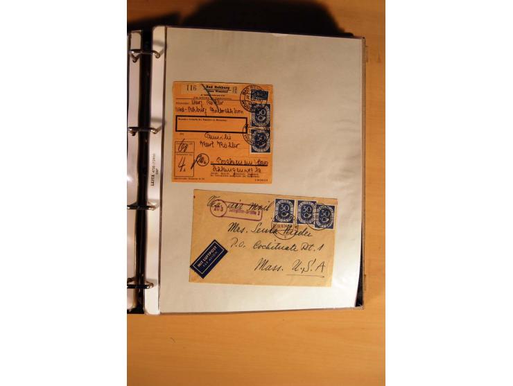 1951, POSTHORN, umfangreiche Sammlung mit einigen hundert Briefen, Karten und Paketkarten in 6 Ordnern inkl. 1 Band Ganzsache