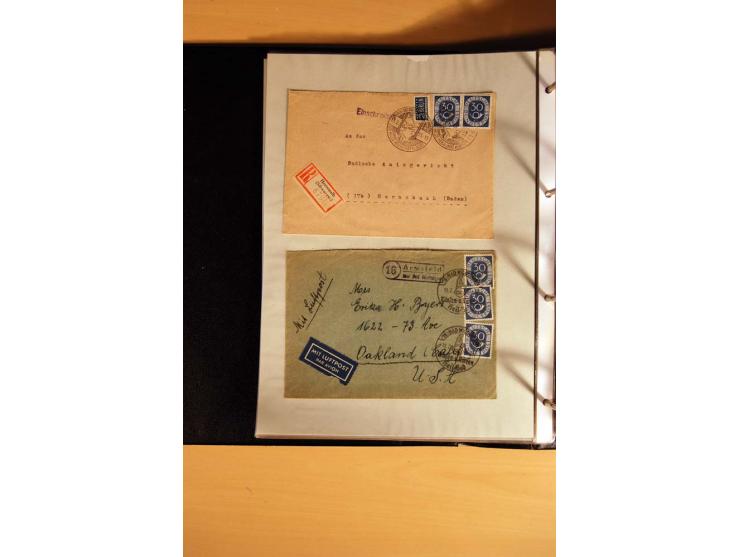 1951, POSTHORN, umfangreiche Sammlung mit einigen hundert Briefen, Karten und Paketkarten in 6 Ordnern inkl. 1 Band Ganzsache