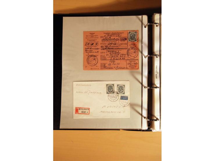 1951, POSTHORN, umfangreiche Sammlung mit einigen hundert Briefen, Karten und Paketkarten in 6 Ordnern inkl. 1 Band Ganzsache