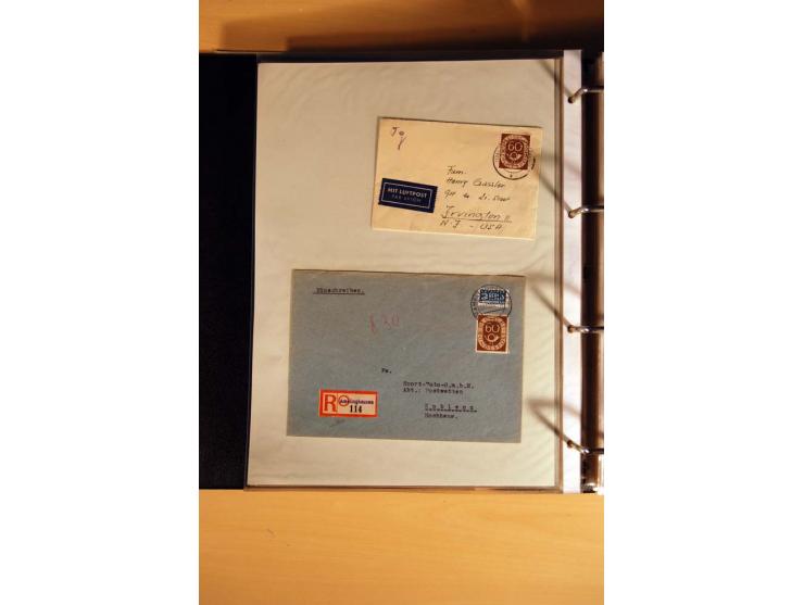 1951, POSTHORN, umfangreiche Sammlung mit einigen hundert Briefen, Karten und Paketkarten in 6 Ordnern inkl. 1 Band Ganzsache