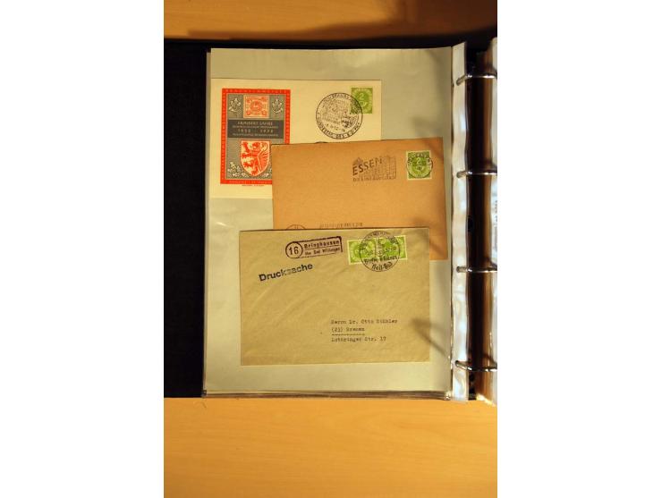 1951, POSTHORN, umfangreiche Sammlung mit einigen hundert Briefen, Karten und Paketkarten in 6 Ordnern inkl. 1 Band Ganzsache