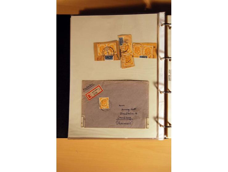 1951, POSTHORN, umfangreiche Sammlung mit einigen hundert Briefen, Karten und Paketkarten in 6 Ordnern inkl. 1 Band Ganzsache