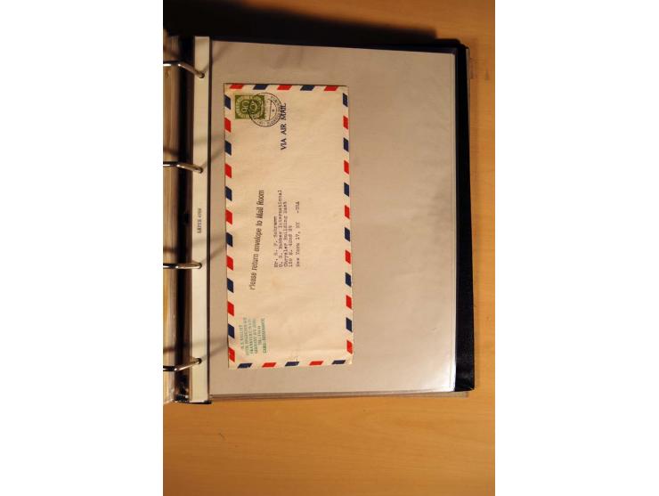 1951, POSTHORN, umfangreiche Sammlung mit einigen hundert Briefen, Karten und Paketkarten in 6 Ordnern inkl. 1 Band Ganzsache