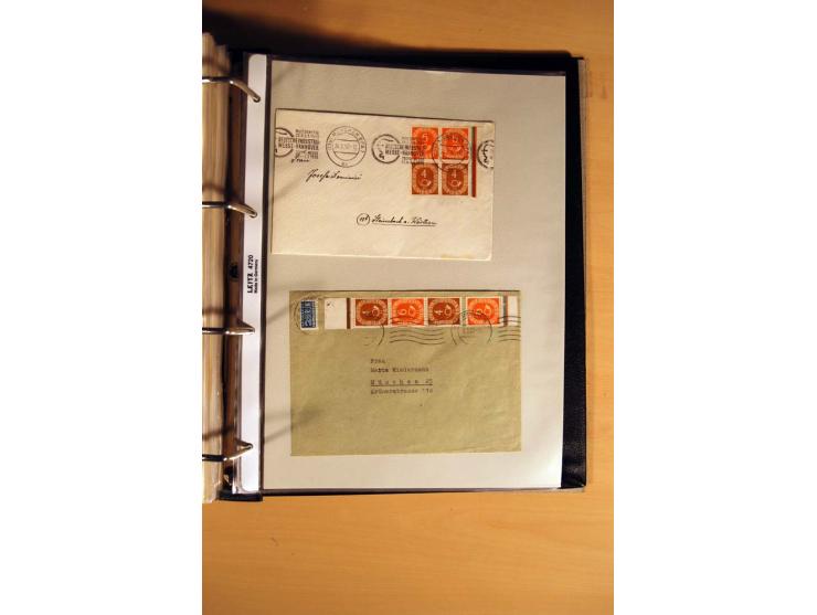 1951, POSTHORN, umfangreiche Sammlung mit einigen hundert Briefen, Karten und Paketkarten in 6 Ordnern inkl. 1 Band Ganzsache