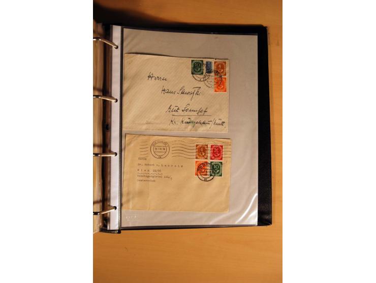 1951, POSTHORN, umfangreiche Sammlung mit einigen hundert Briefen, Karten und Paketkarten in 6 Ordnern inkl. 1 Band Ganzsache
