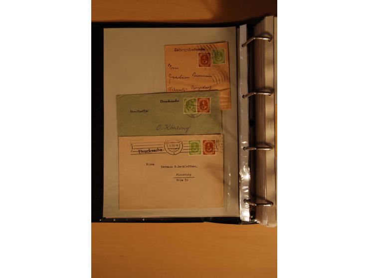 1951, POSTHORN, umfangreiche Sammlung mit einigen hundert Briefen, Karten und Paketkarten in 6 Ordnern inkl. 1 Band Ganzsache