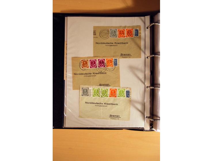1951, POSTHORN, umfangreiche Sammlung mit einigen hundert Briefen, Karten und Paketkarten in 6 Ordnern inkl. 1 Band Ganzsache