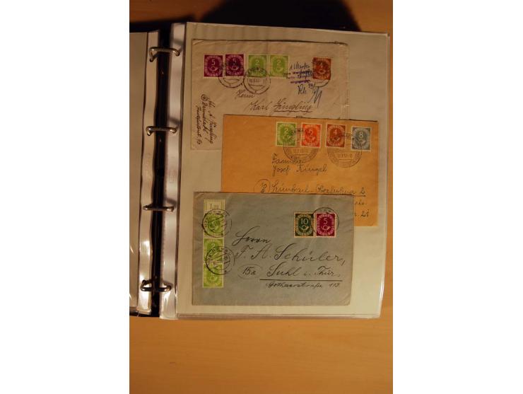 1951, POSTHORN, umfangreiche Sammlung mit einigen hundert Briefen, Karten und Paketkarten in 6 Ordnern inkl. 1 Band Ganzsache