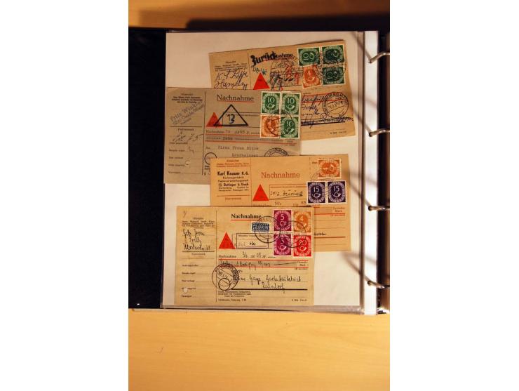 1951, POSTHORN, umfangreiche Sammlung mit einigen hundert Briefen, Karten und Paketkarten in 6 Ordnern inkl. 1 Band Ganzsache