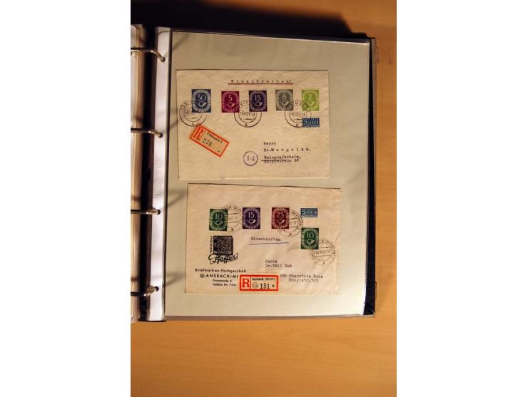 1951, POSTHORN, umfangreiche Sammlung mit einigen hundert Briefen, Karten und Paketkarten in 6 Ordnern inkl. 1 Band Ganzsache