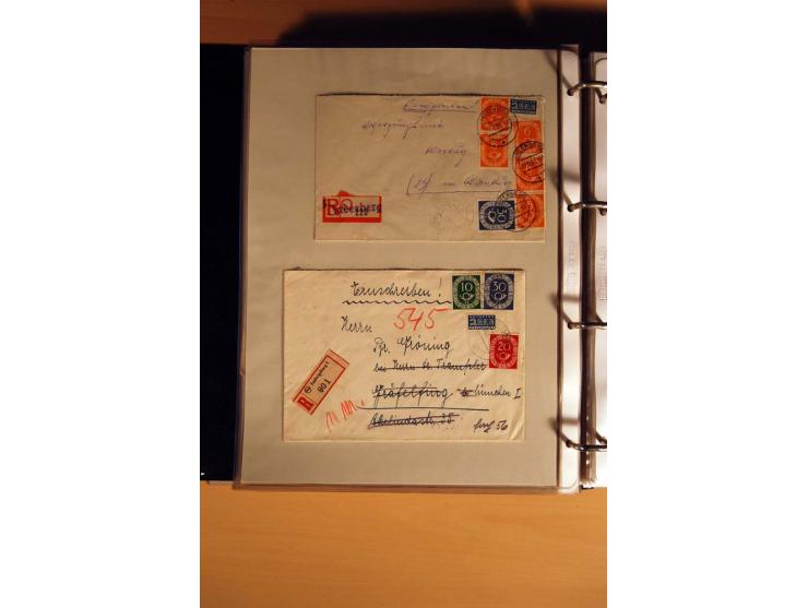 1951, POSTHORN, umfangreiche Sammlung mit einigen hundert Briefen, Karten und Paketkarten in 6 Ordnern inkl. 1 Band Ganzsache