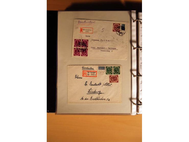 1951, POSTHORN, umfangreiche Sammlung mit einigen hundert Briefen, Karten und Paketkarten in 6 Ordnern inkl. 1 Band Ganzsache