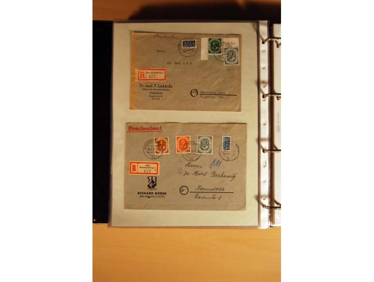 1951, POSTHORN, umfangreiche Sammlung mit einigen hundert Briefen, Karten und Paketkarten in 6 Ordnern inkl. 1 Band Ganzsache