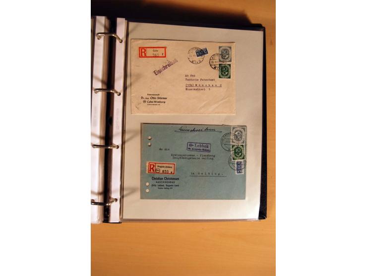 1951, POSTHORN, umfangreiche Sammlung mit einigen hundert Briefen, Karten und Paketkarten in 6 Ordnern inkl. 1 Band Ganzsache