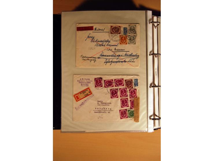1951, POSTHORN, umfangreiche Sammlung mit einigen hundert Briefen, Karten und Paketkarten in 6 Ordnern inkl. 1 Band Ganzsache