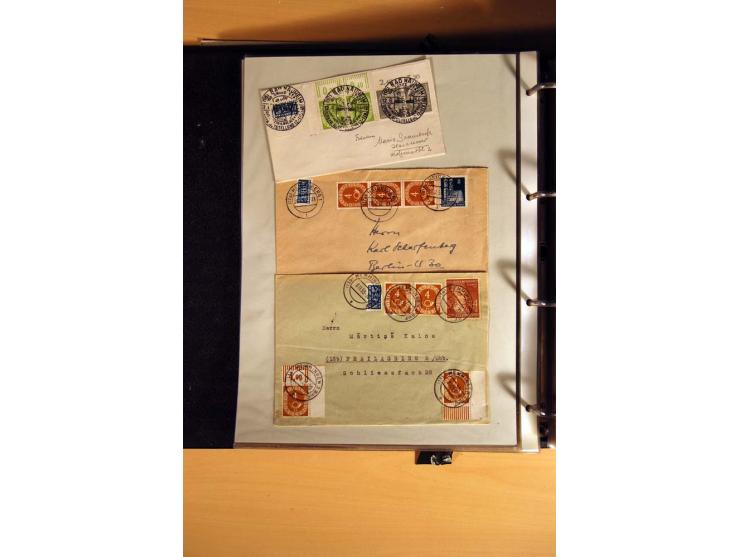 1951, POSTHORN, umfangreiche Sammlung mit einigen hundert Briefen, Karten und Paketkarten in 6 Ordnern inkl. 1 Band Ganzsache