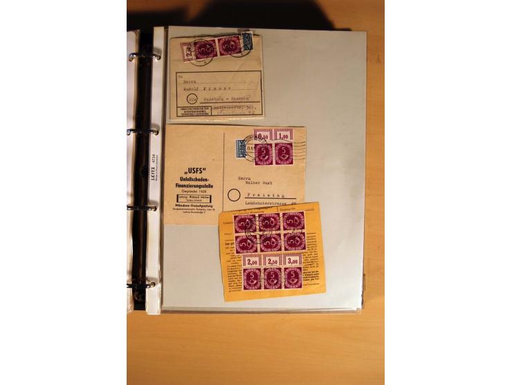 1951, POSTHORN, umfangreiche Sammlung mit einigen hundert Briefen, Karten und Paketkarten in 6 Ordnern inkl. 1 Band Ganzsache