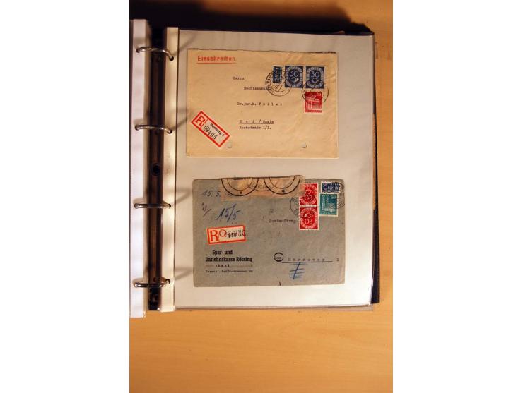 1951, POSTHORN, umfangreiche Sammlung mit einigen hundert Briefen, Karten und Paketkarten in 6 Ordnern inkl. 1 Band Ganzsache
