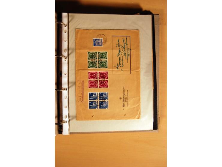 1951, POSTHORN, umfangreiche Sammlung mit einigen hundert Briefen, Karten und Paketkarten in 6 Ordnern inkl. 1 Band Ganzsache