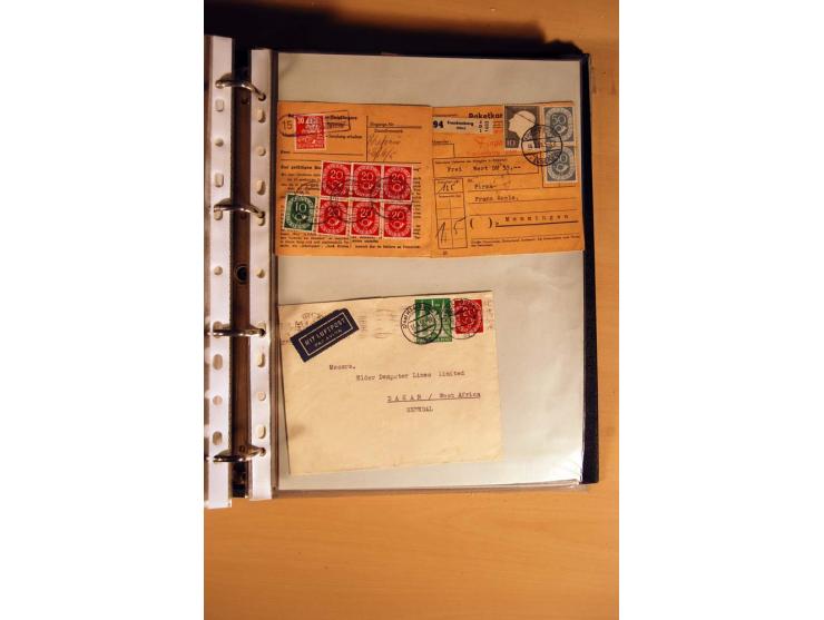 1951, POSTHORN, umfangreiche Sammlung mit einigen hundert Briefen, Karten und Paketkarten in 6 Ordnern inkl. 1 Band Ganzsache