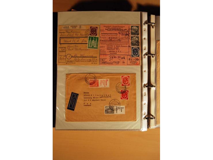 1951, POSTHORN, umfangreiche Sammlung mit einigen hundert Briefen, Karten und Paketkarten in 6 Ordnern inkl. 1 Band Ganzsache