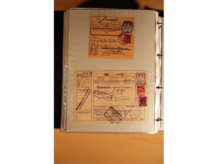 1951, POSTHORN, umfangreiche Sammlung mit einigen hundert Briefen, Karten und Paketkarten in 6 Ordnern inkl. 1 Band Ganzsache