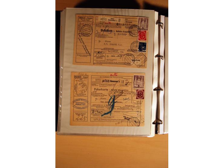 1951, POSTHORN, umfangreiche Sammlung mit einigen hundert Briefen, Karten und Paketkarten in 6 Ordnern inkl. 1 Band Ganzsache