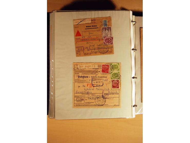 1951, POSTHORN, umfangreiche Sammlung mit einigen hundert Briefen, Karten und Paketkarten in 6 Ordnern inkl. 1 Band Ganzsache