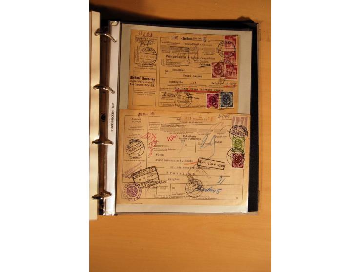 1951, POSTHORN, umfangreiche Sammlung mit einigen hundert Briefen, Karten und Paketkarten in 6 Ordnern inkl. 1 Band Ganzsache