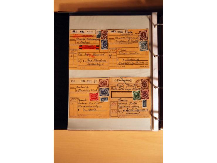 1951, POSTHORN, umfangreiche Sammlung mit einigen hundert Briefen, Karten und Paketkarten in 6 Ordnern inkl. 1 Band Ganzsache