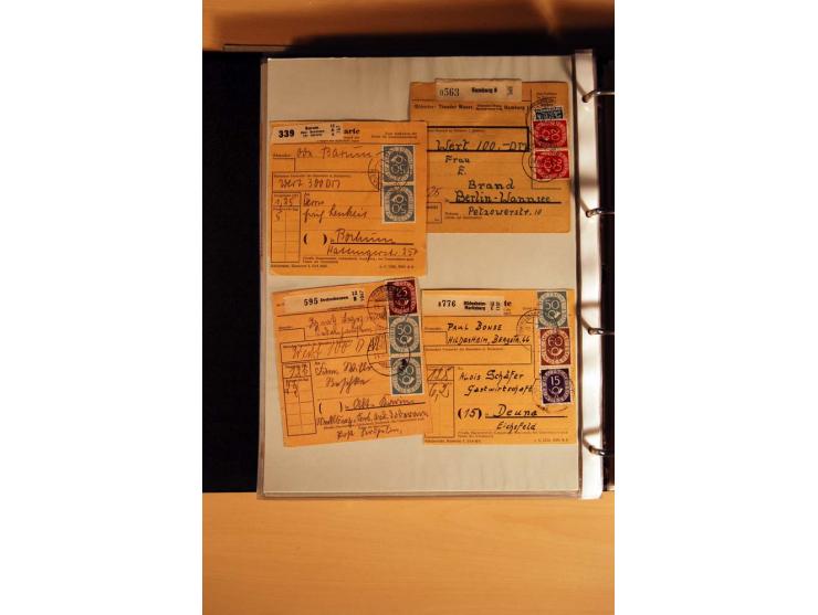 1951, POSTHORN, umfangreiche Sammlung mit einigen hundert Briefen, Karten und Paketkarten in 6 Ordnern inkl. 1 Band Ganzsache