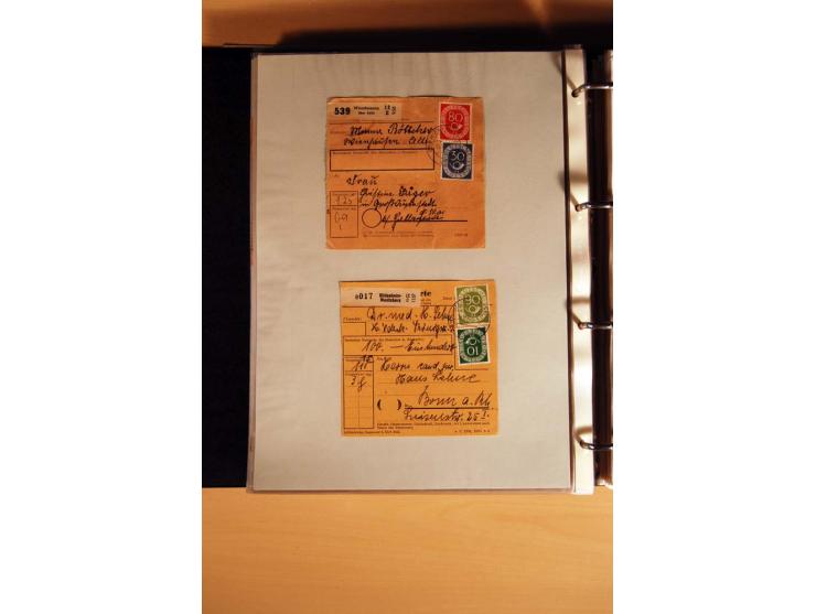 1951, POSTHORN, umfangreiche Sammlung mit einigen hundert Briefen, Karten und Paketkarten in 6 Ordnern inkl. 1 Band Ganzsache