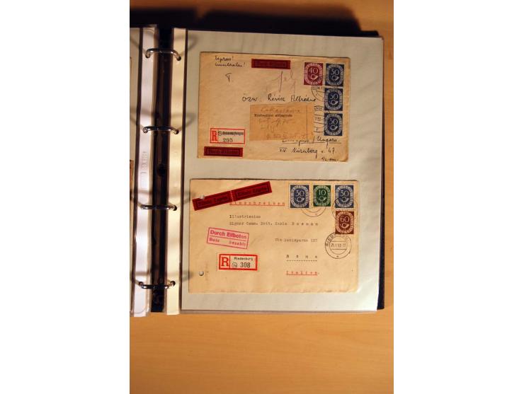 1951, POSTHORN, umfangreiche Sammlung mit einigen hundert Briefen, Karten und Paketkarten in 6 Ordnern inkl. 1 Band Ganzsache
