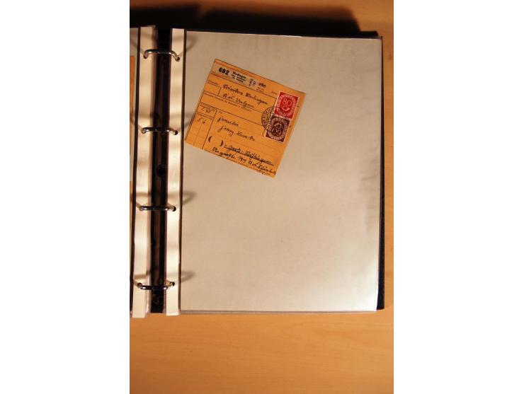 1951, POSTHORN, umfangreiche Sammlung mit einigen hundert Briefen, Karten und Paketkarten in 6 Ordnern inkl. 1 Band Ganzsache