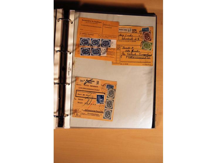 1951, POSTHORN, umfangreiche Sammlung mit einigen hundert Briefen, Karten und Paketkarten in 6 Ordnern inkl. 1 Band Ganzsache