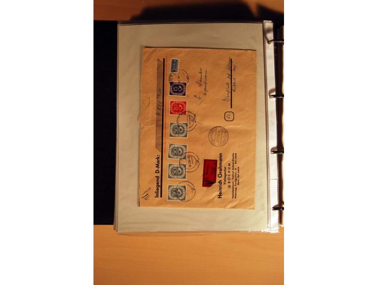 1951, POSTHORN, umfangreiche Sammlung mit einigen hundert Briefen, Karten und Paketkarten in 6 Ordnern inkl. 1 Band Ganzsache