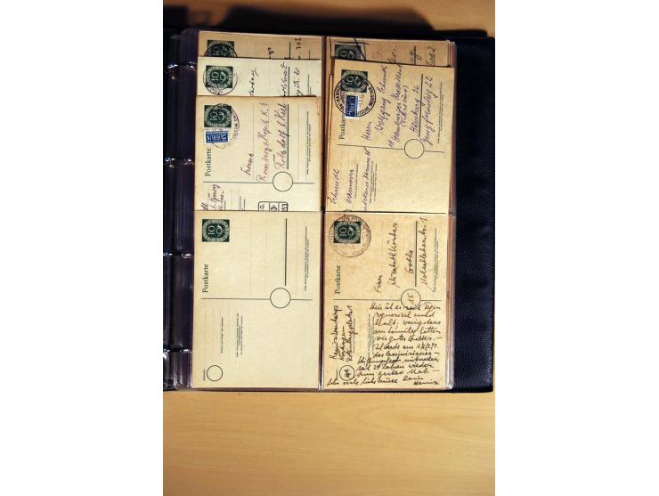 1951, POSTHORN, umfangreiche Sammlung mit einigen hundert Briefen, Karten und Paketkarten in 6 Ordnern inkl. 1 Band Ganzsache