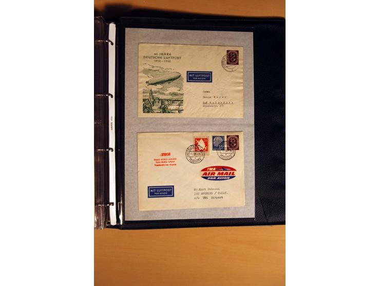 1951, POSTHORN, umfangreiche Sammlung mit einigen hundert Briefen, Karten und Paketkarten in 6 Ordnern inkl. 1 Band Ganzsache