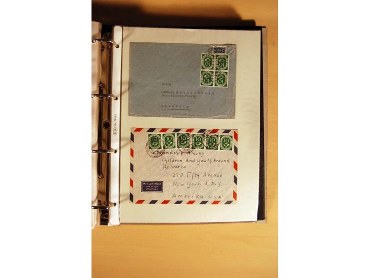 1951, POSTHORN, umfangreiche Sammlung mit einigen hundert Briefen, Karten und Paketkarten in 6 Ordnern inkl. 1 Band Ganzsache