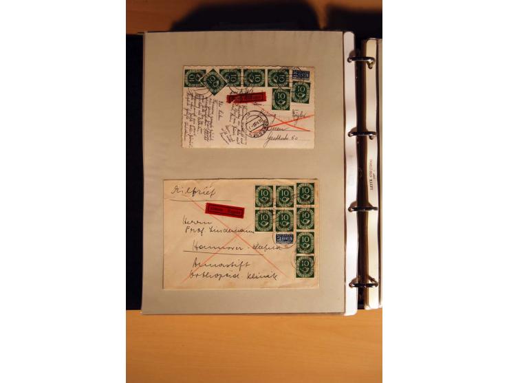 1951, POSTHORN, umfangreiche Sammlung mit einigen hundert Briefen, Karten und Paketkarten in 6 Ordnern inkl. 1 Band Ganzsache