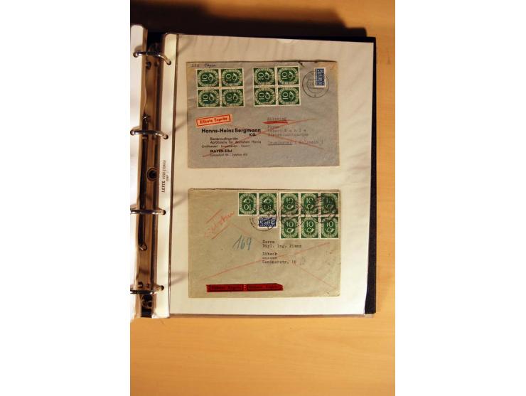 1951, POSTHORN, umfangreiche Sammlung mit einigen hundert Briefen, Karten und Paketkarten in 6 Ordnern inkl. 1 Band Ganzsache