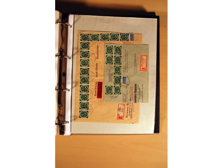 1951, POSTHORN, umfangreiche Sammlung mit einigen hundert Briefen, Karten und Paketkarten in 6 Ordnern inkl. 1 Band Ganzsache