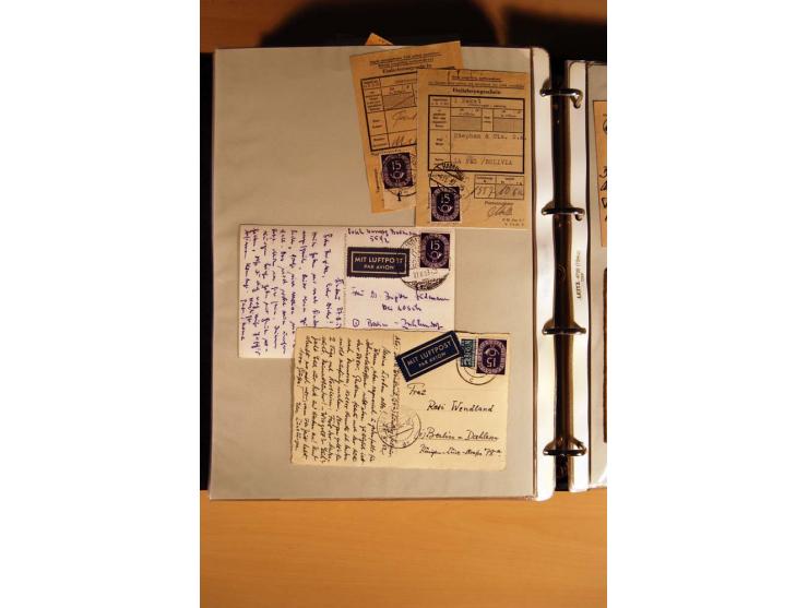 1951, POSTHORN, umfangreiche Sammlung mit einigen hundert Briefen, Karten und Paketkarten in 6 Ordnern inkl. 1 Band Ganzsache