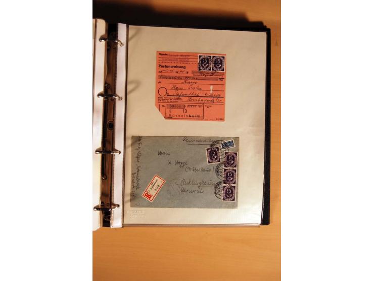 1951, POSTHORN, umfangreiche Sammlung mit einigen hundert Briefen, Karten und Paketkarten in 6 Ordnern inkl. 1 Band Ganzsache