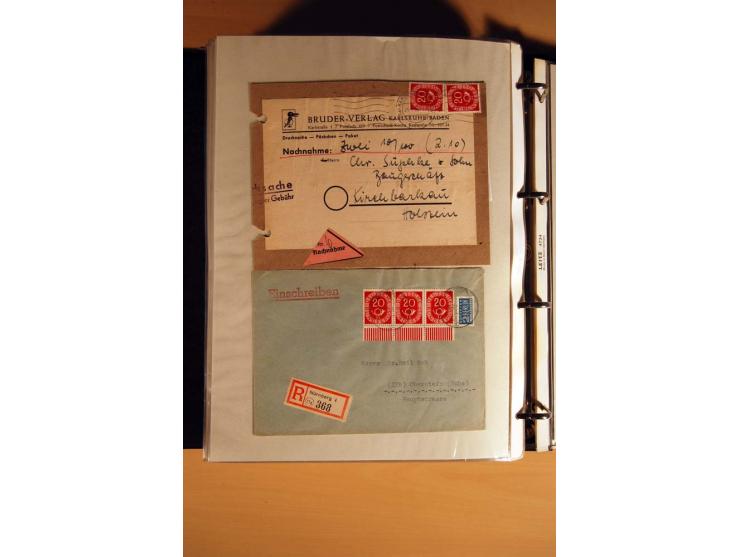 1951, POSTHORN, umfangreiche Sammlung mit einigen hundert Briefen, Karten und Paketkarten in 6 Ordnern inkl. 1 Band Ganzsache