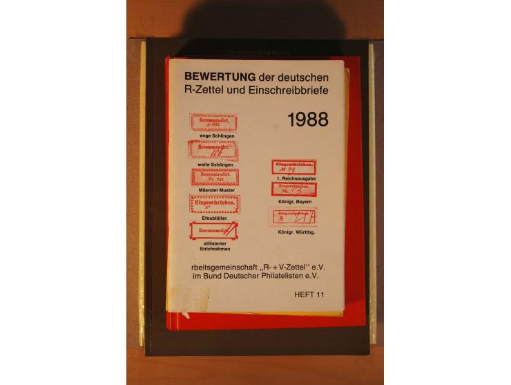EUROPA: 8 Handbücher (meist Deutschland), dabei Adema, Kees; Netherlands Mail of Turmoil Vol. 1 (OVP), dazu drei bessere Aukt