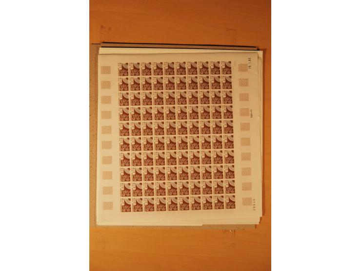 1983, 4 Ausgaben ex Mi.-Nr. 2376-2416U bzw. Yv.-Nr. 2266n.d.-2292a und PO178-81n.d. in Mengen von 50 bis 100 Stück, ungezähnt